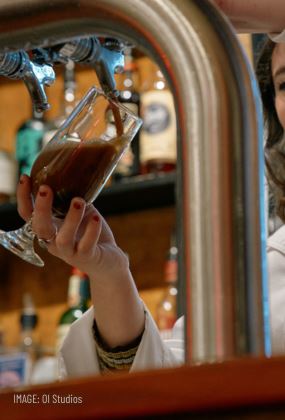 SCIENTISTS IN THE PUB